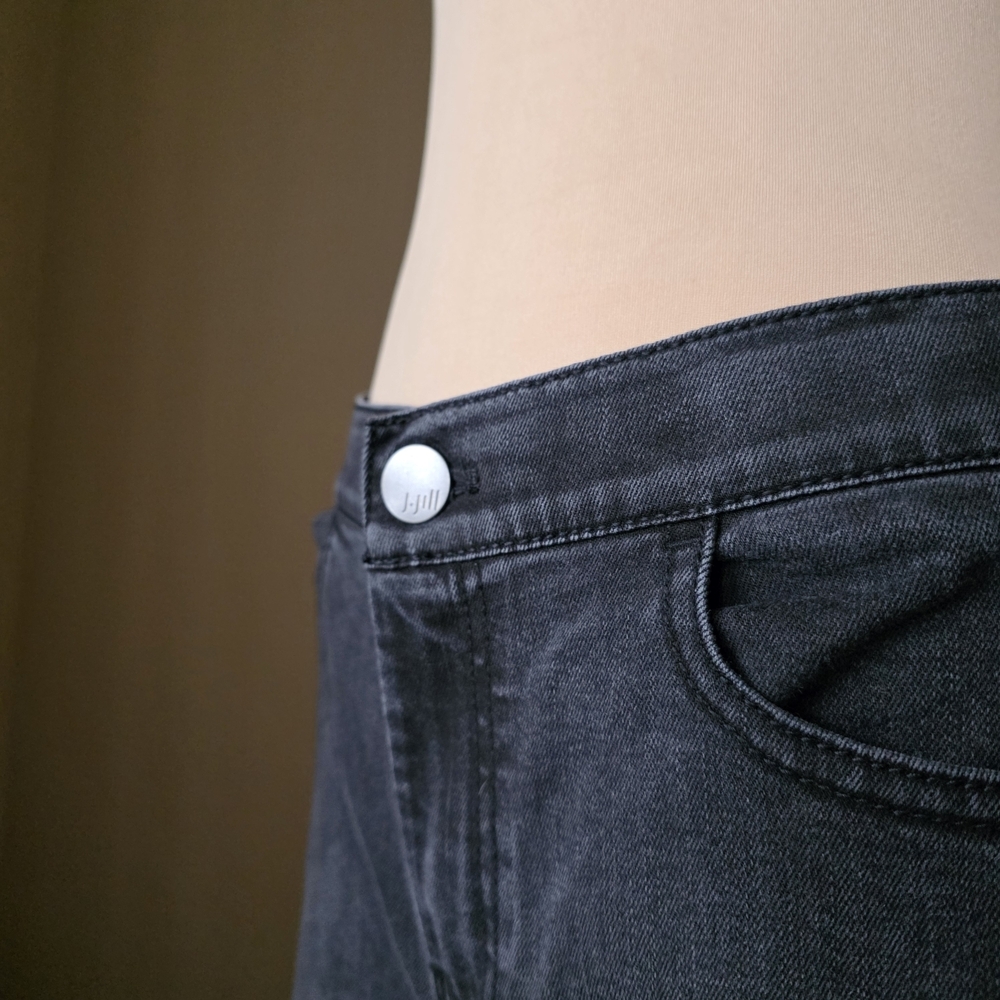 J. Jill Black Denim Smooth Fit Jeggings Size 10 Tall - Picture 3 of 8